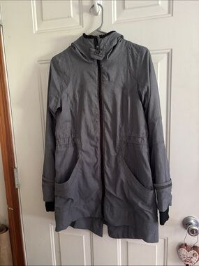 lululemon Women's Gray Hooded  Coat